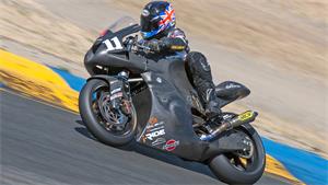 MotoGP: Jorge Lorenzo Signs With Yamaha
