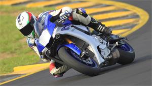 2015 Yamaha YZF-R1 And YZF-R1M: FIRST RIDE