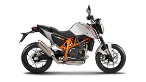 2013 KTM 690 Duke: FIRST LOOK