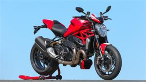 FIRST RIDE: Ducati Monster 1200 R
