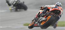 Pedrosa Starts Strong At Wet Indy