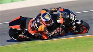 MotoGP: Colin Edwards Likes His New Yamaha!