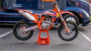 KTM 2014 450 SX-F Factory Edition: FIRST LOOK