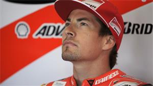 Nicky Hayden Suffering With Wrist Pain