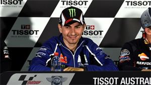 Jorge Lorenzo Crashes While on Top in Australia