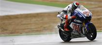 Jorge Lorenzo Fast in Wet MotoGP Practice in Estoril