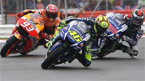 Valentino Rossi Wins Wet British GP