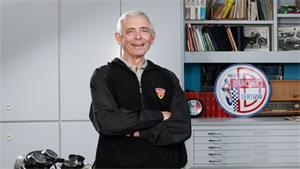 Hall of Fame Motorcycle Journalist Phil Schilling Passes