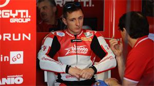 Leon Camier Signs With MV Agusta In World Superbike