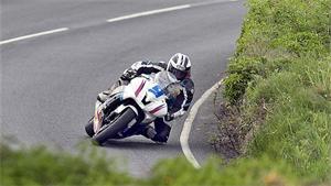 Michael Dunlop Wins Supersport TT