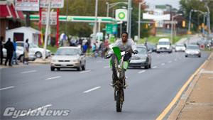 Oakley Introduces Its Airbrake Goggle