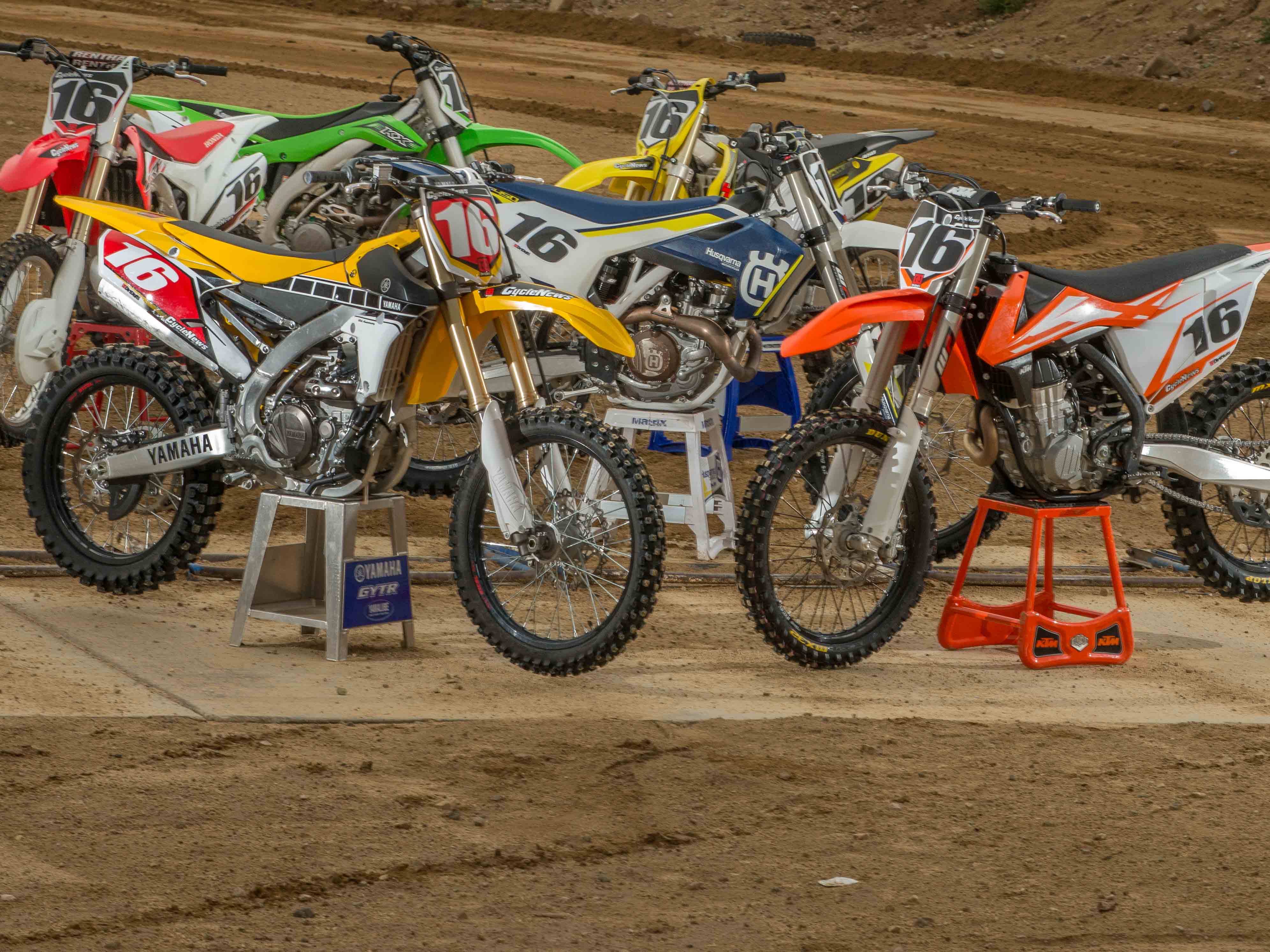 motocross cycle