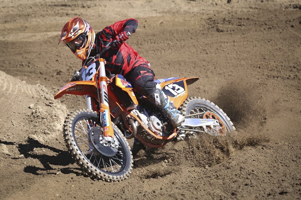 2016 KTM 250 SXF Factory Edition FIRST RIDE Cycle News