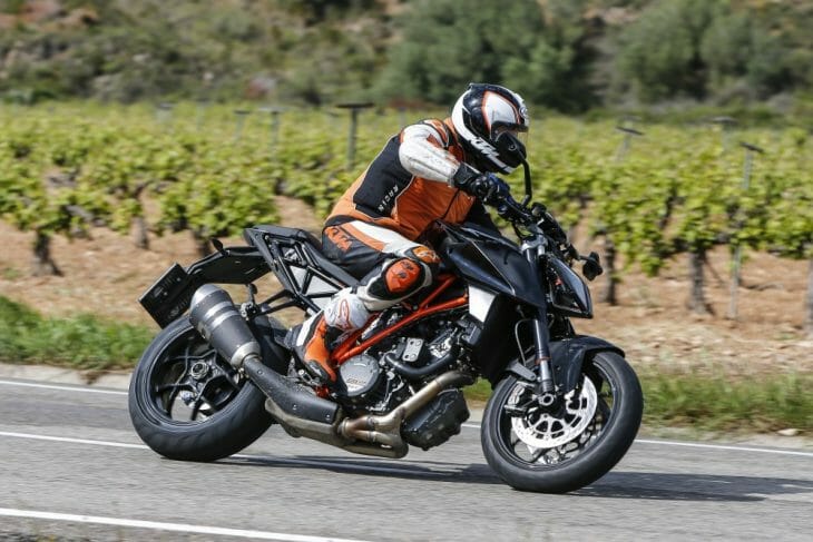KTM 1290 Super Duke Update 12