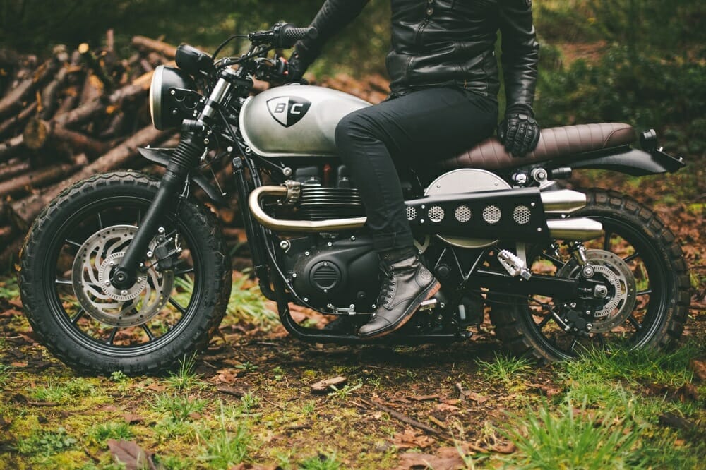 British Customs’ Weekend Projects for Triumph Street Twin