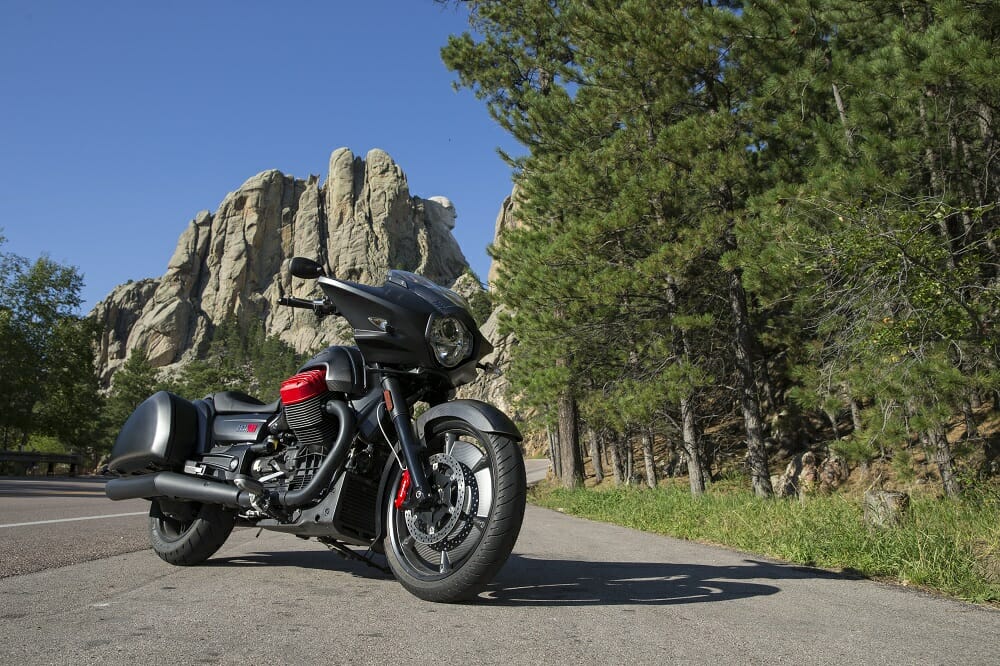 2017 Moto Guzzi MGX-21 Flying Fortress
