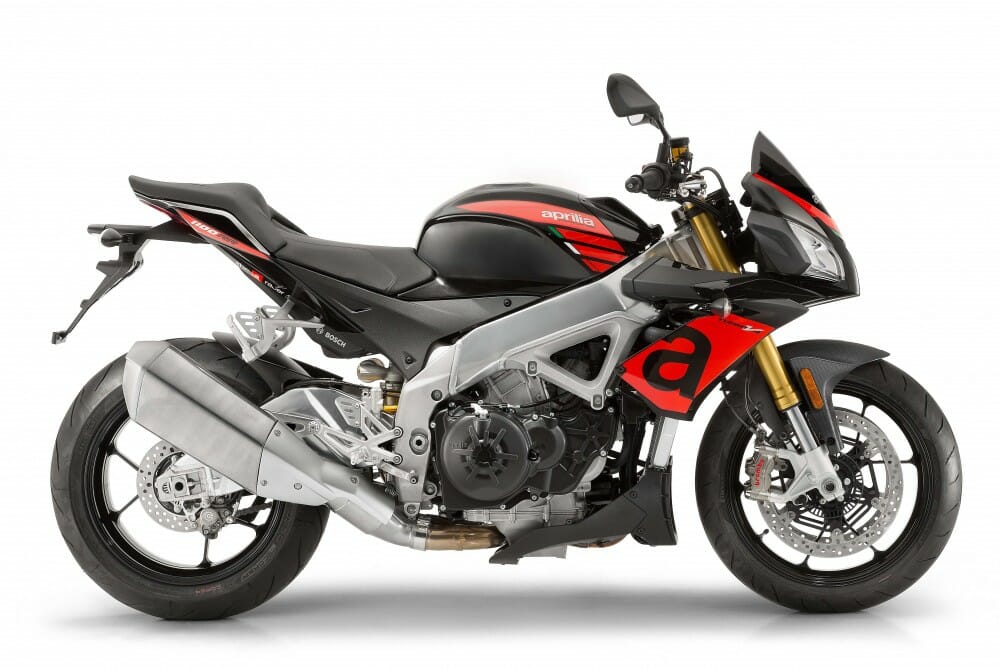 2017 Aprilia Tuono V4 1100 RR Factory FIRST LOOK Cycle News
