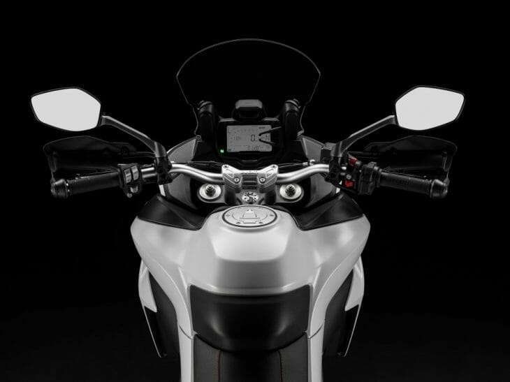 10-18-multistrada-950