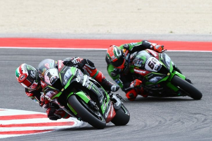 Rea leads teammate Sykes on the Kawasaki ZX-10R.