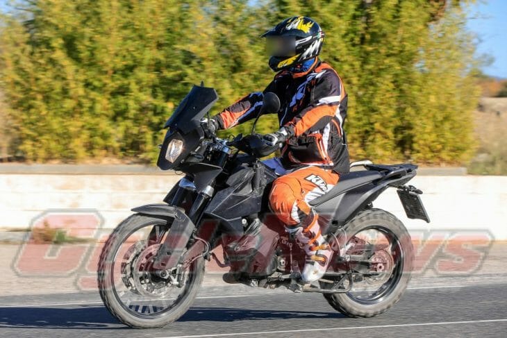 africa twin vs ktm 790 adventure