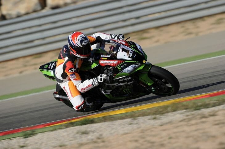 Rennie again at speed on the Kawasaki ZX-10R.