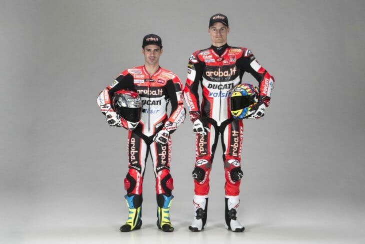 2017-aruba-worldsbk-ducati-corse-panigale-r-marco-melandri-chaz-davies-25