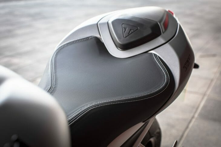 Triumph Street Triple RS seat