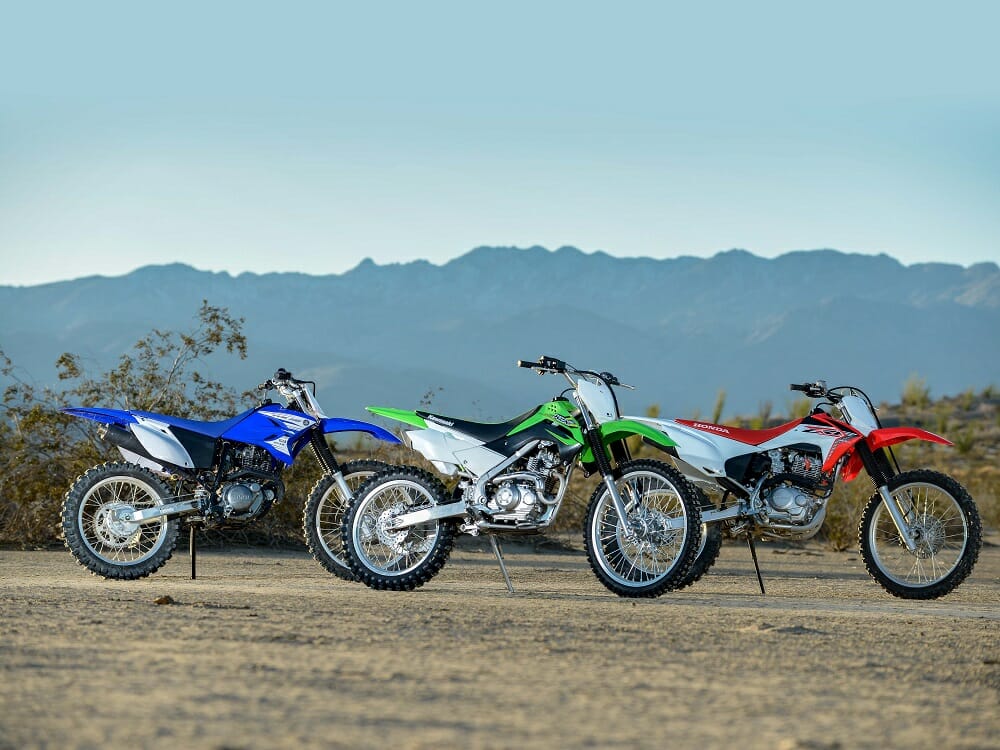 Fuld fiktiv Inspirere Kawasaki KLX140G vs. Honda CRF230F vs. Yamaha TTR230: SHOOTOUT - Cycle News