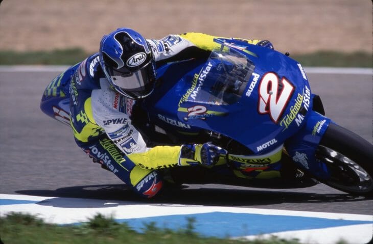 Kenny Roberts Jr. racing his way to a 500cc Grand Prix World Championship in 2000. (Photo by Henny Ray Abrams)