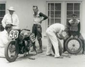 Tom Sifton (in hat) with racers Floyd Emde and Joe Leonard. (Don Emde Collection)