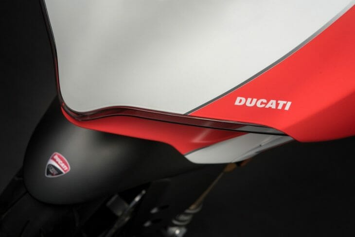 Ducati_959_Panigale_Studio_9