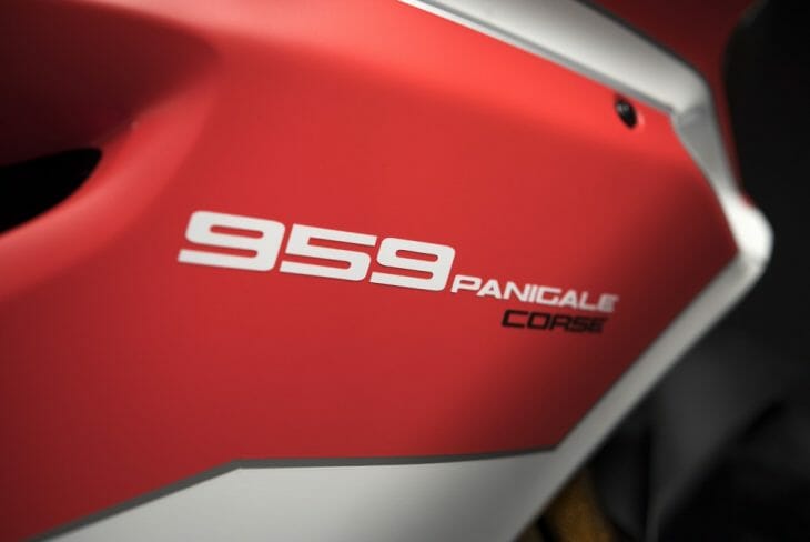 Ducati_959_Panigale_Studio_6