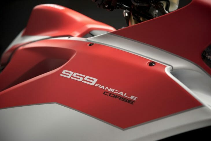 Ducati_959_Panigale_Studio_5