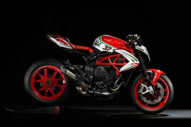 MV_Agusta_Brutale_RC_showroom_3 MV_Agusta_Brutale_RC_showroom_3