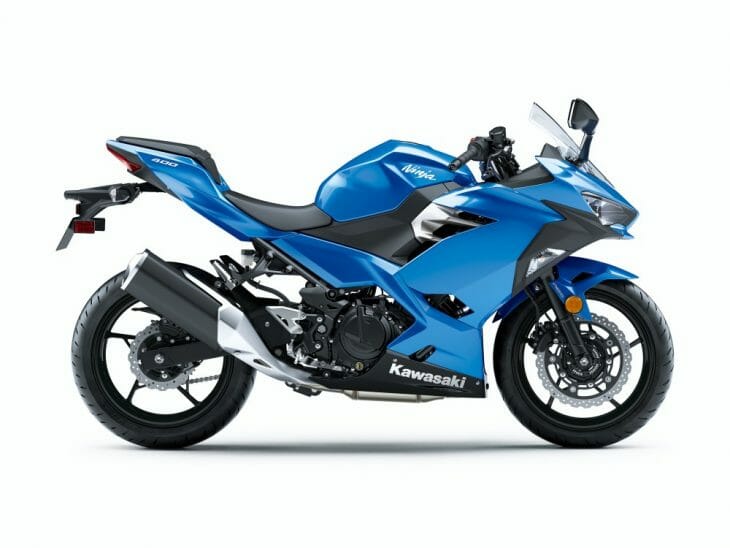 Kawasaki_Ninja_400_show