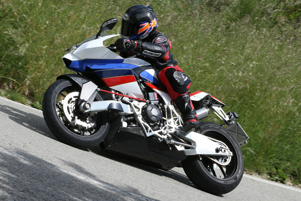 Vyrus 987