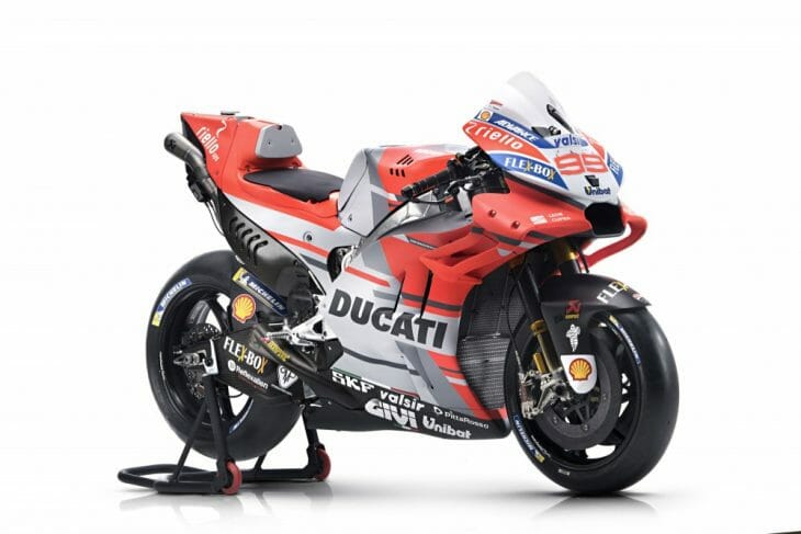 Ducati_Lorenzo_2018_MotoGP-Team_Unveil
