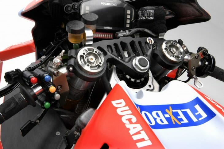 Ducati_cockpit_2018_MotoGP_Team_Unveil