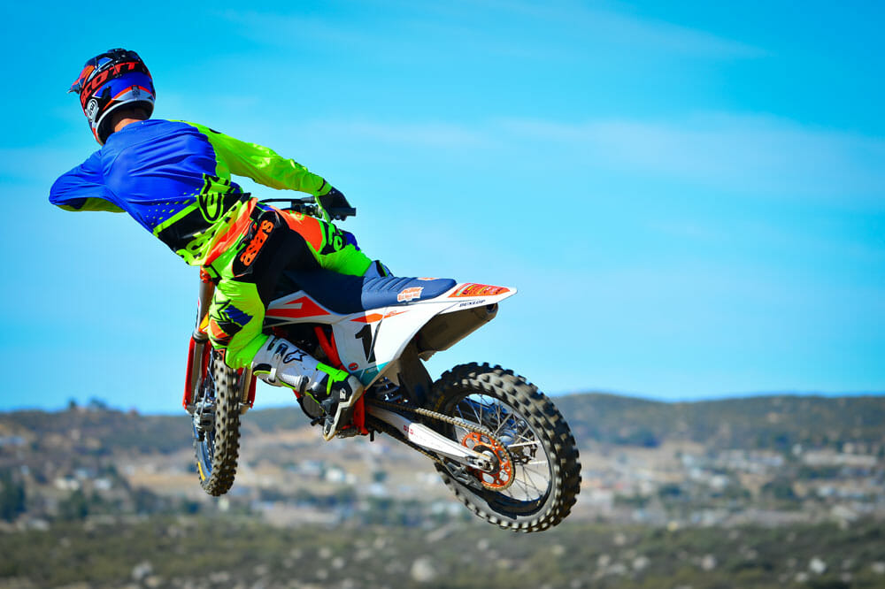 2018 KTM 450 SX-F Factory Edition | FULL TEST - Cycle News