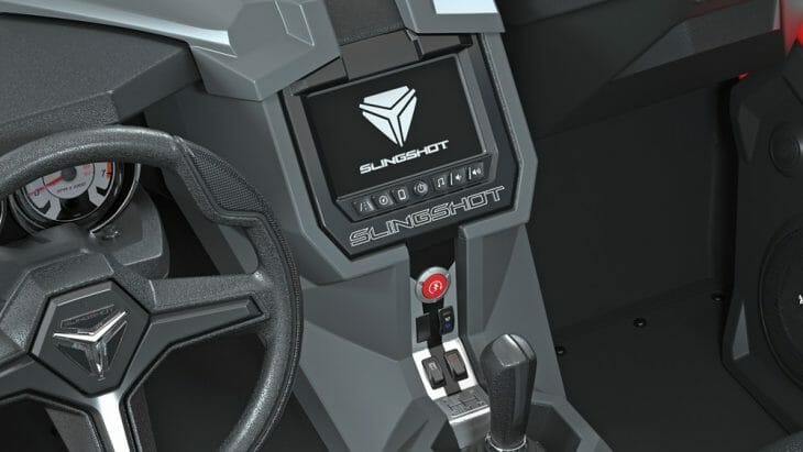 Polaris_Slingshot_Grand_Touring_LE_road_studio_4