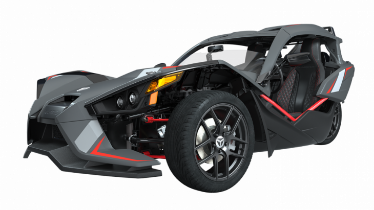 Polaris_Slingshot_Grand_Touring_LE_road_studio_2