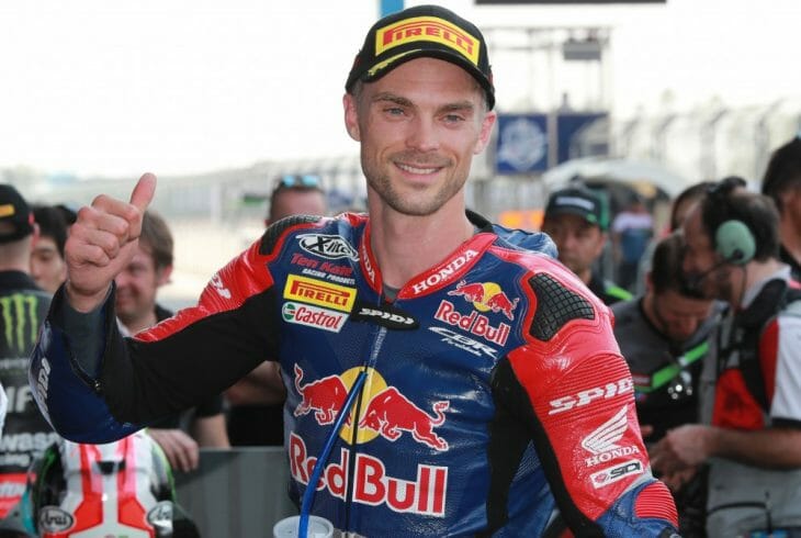 Leon_Camier_WorldSBK_Thailand_2018