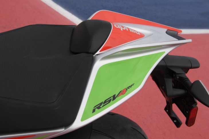 Aprilia_RSV4_RF_Limited_Edition_Wings_4