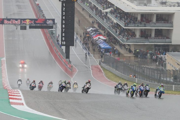Start of COTA MotoAmerica Race 1