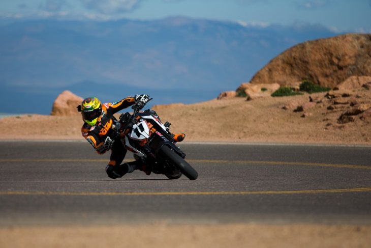 The_magic_of_Pikes_Peak_Americas_Mountain_1