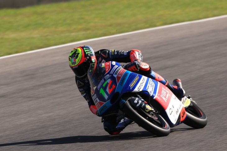 Bezzecchi steals top spot in Moto3 in Catalunya.