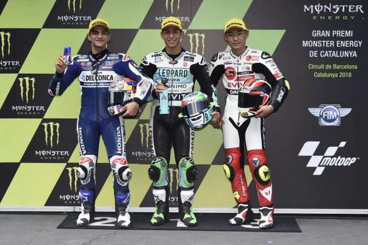 Moto3_front_row_catalunya_2018