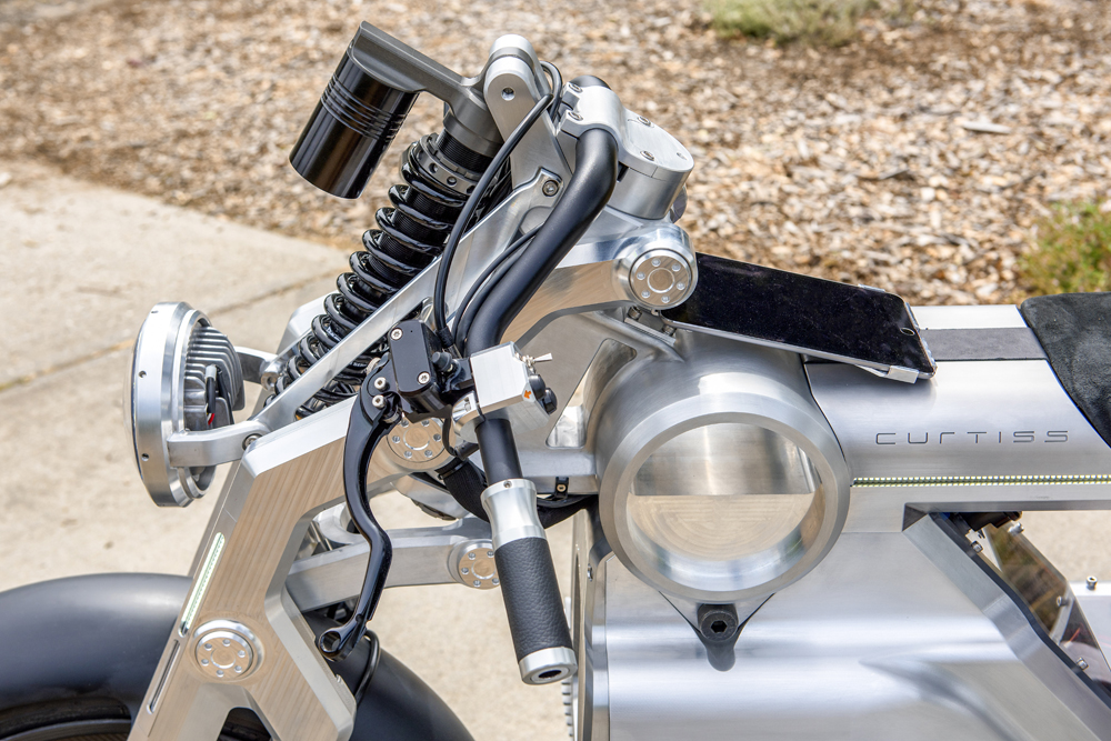 There’s more than a touch of the old Confederate design in the Curtiss Zeus.