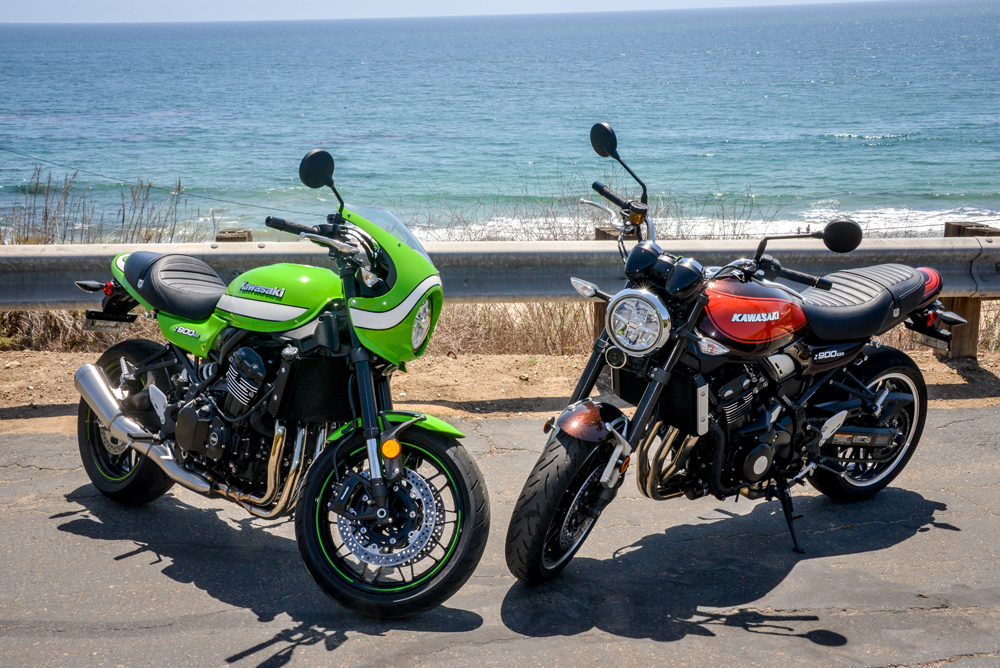 Two peas in a pod. We love the base 900RS (right) but our pick goes to the Café on the left.