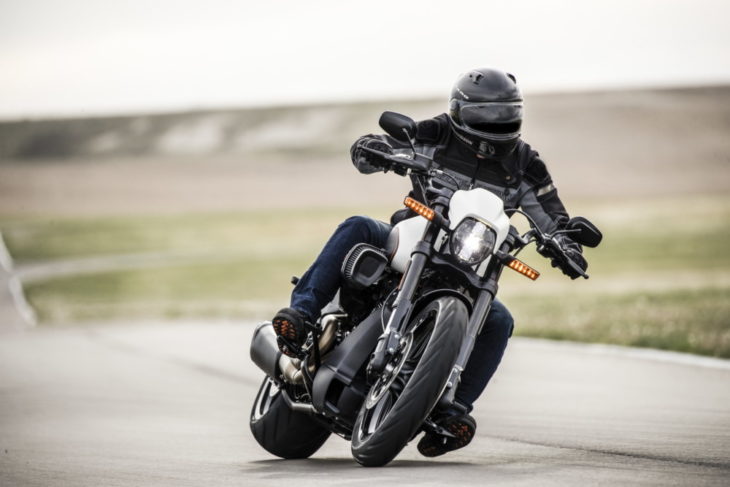 2019 Harley Davidson FXDR 114 First Look 2